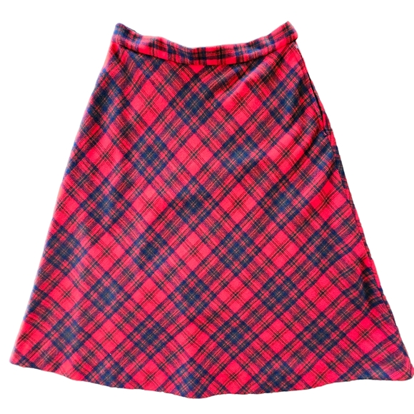 Vintage 1960's Era Pendleton Wool Red/Black/Green/Navy Tarten Plaid Skirt Set - Picture 5 of 17